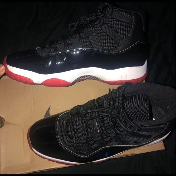 jordan 11s bred - Picture 3 of 3